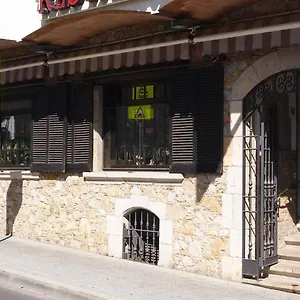 Miryam L' Escala