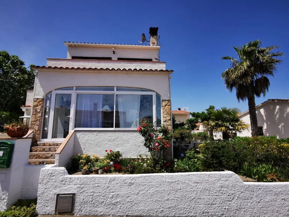 Villa Valerie Bio & Zen L'Escala 0*,